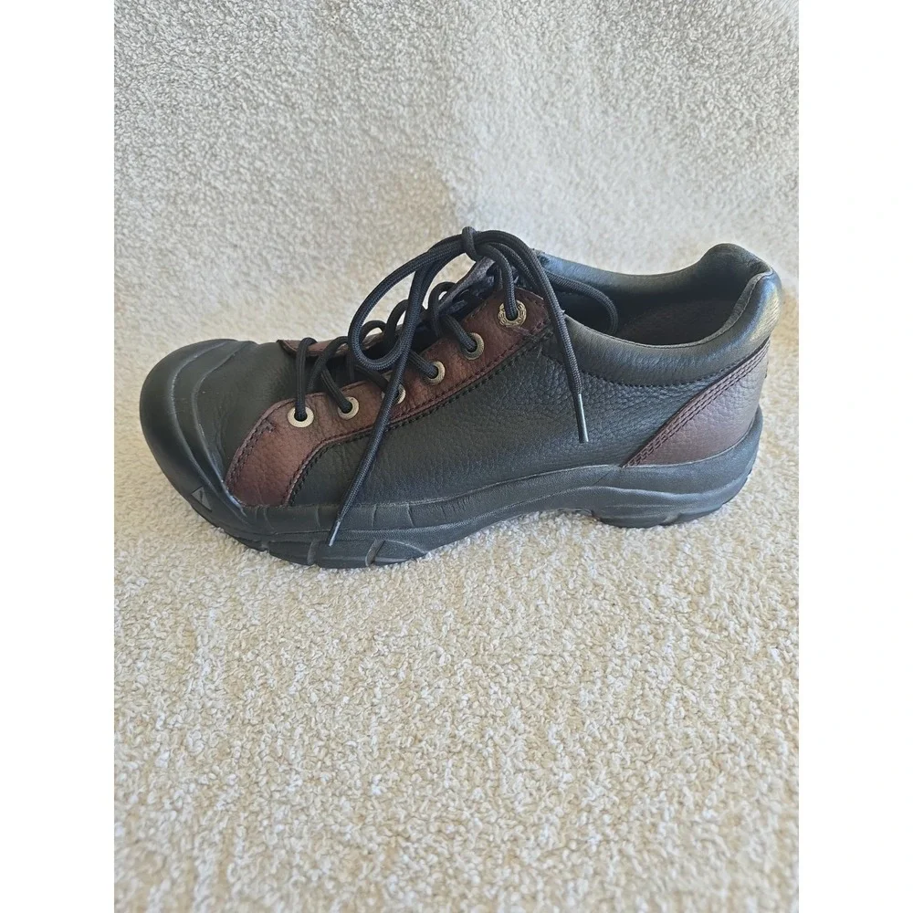 Keen two toned